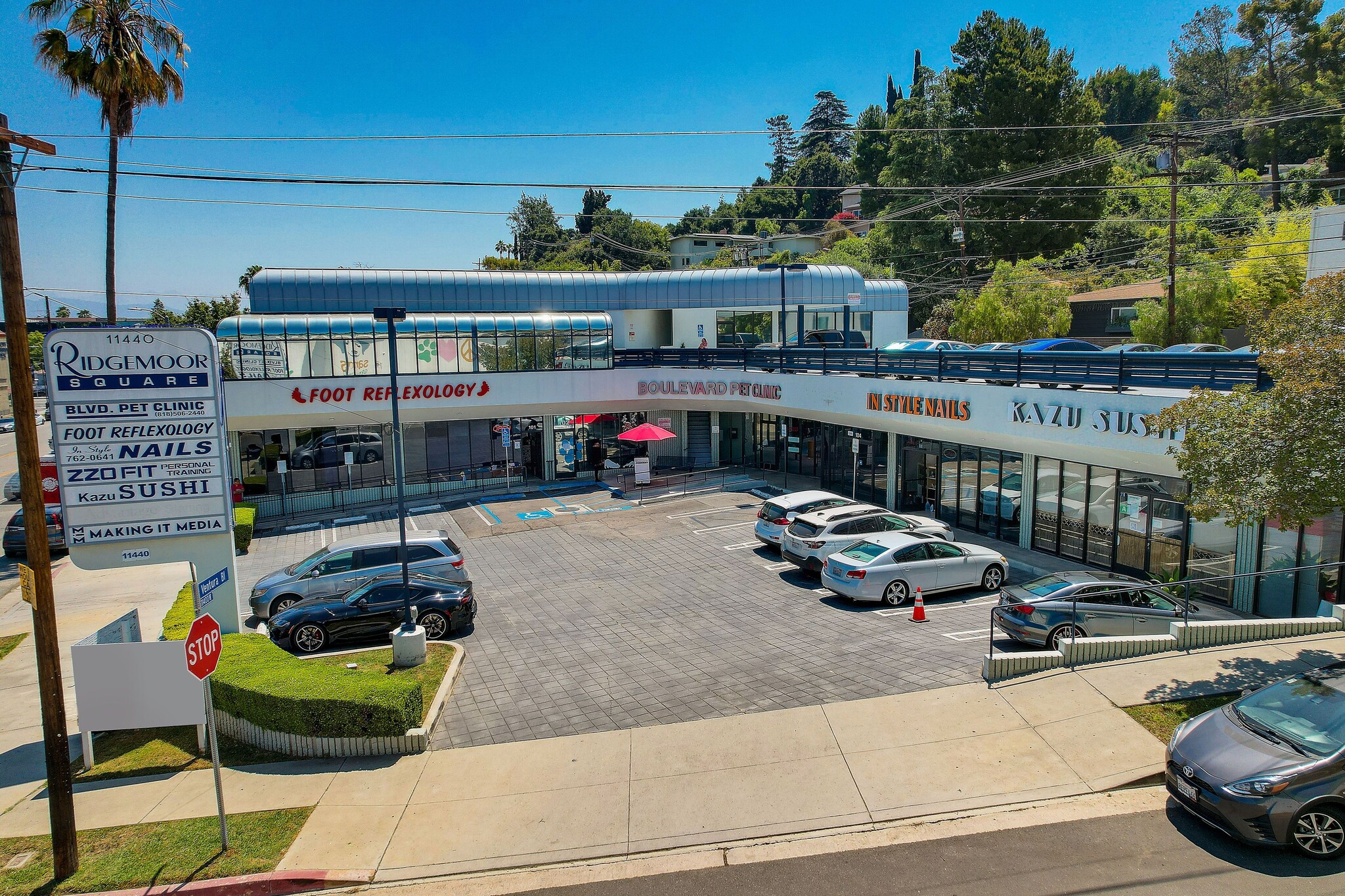 11440 Ventura Blvd, Studio City, CA à louer Photo de l’immeuble– Image 1 sur 14