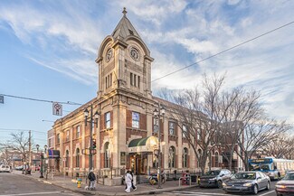 Plus de détails pour 10505 82 Av NW, Edmonton, AB - Local commercial à louer