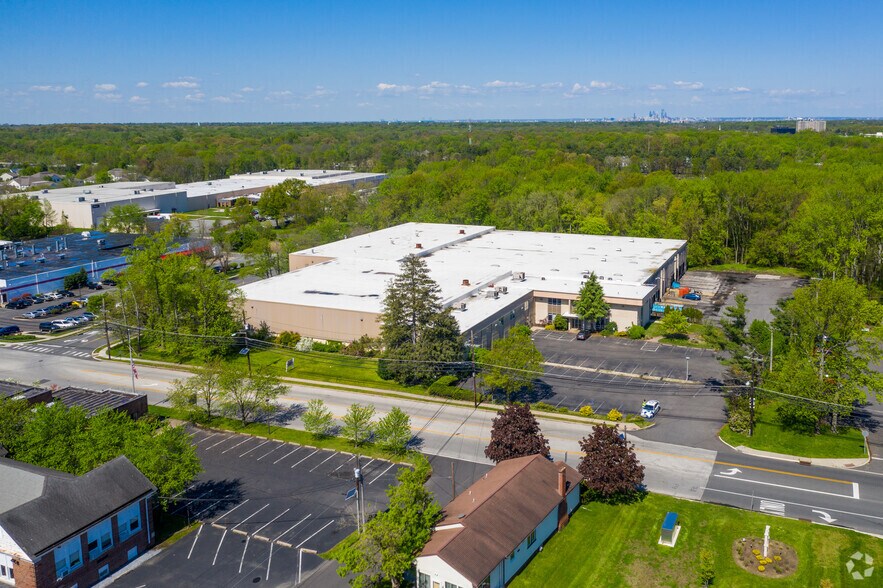 1152 Marlkress Rd, Cherry Hill, NJ à vendre - Photo de l’immeuble – Image 2 sur 11