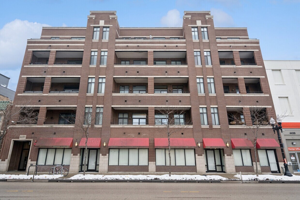4420-4428 N Clark St, Chicago, IL à vendre Photo principale– Image 1 sur 13