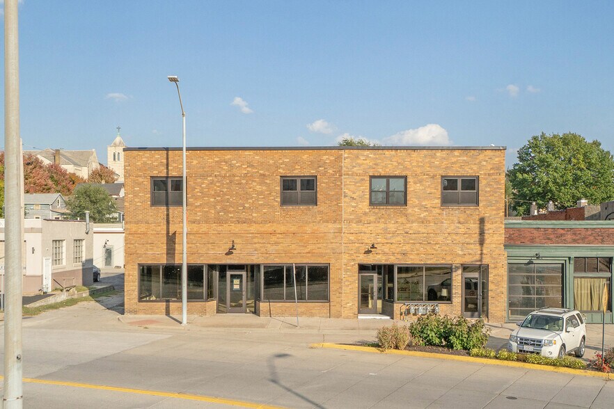 709 N 6th St, Kansas City, KS à louer - Photo de l’immeuble – Image 2 sur 32