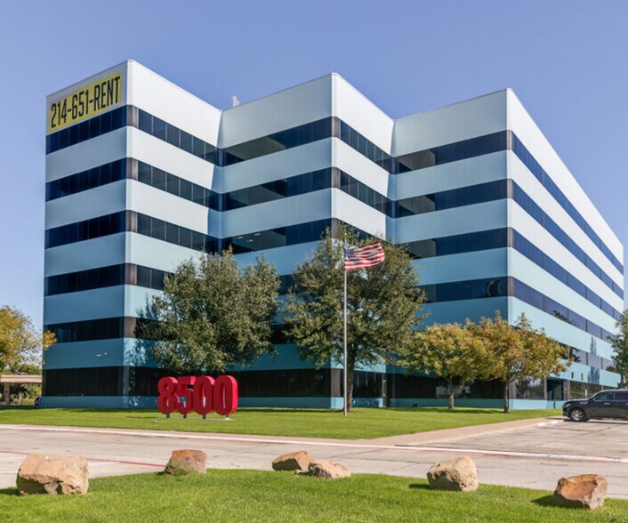 8500 N Stemmons Fwy, Dallas, TX à louer - Photo de l’immeuble – Image 1 sur 5