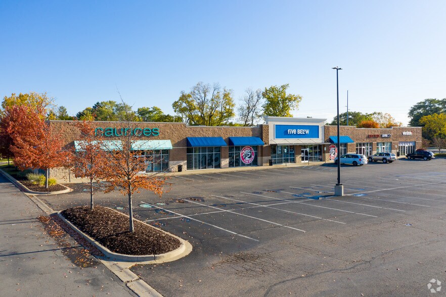 2101-2161 Mall Rd, Monroe, MI à louer - Photo de l’immeuble – Image 2 sur 13