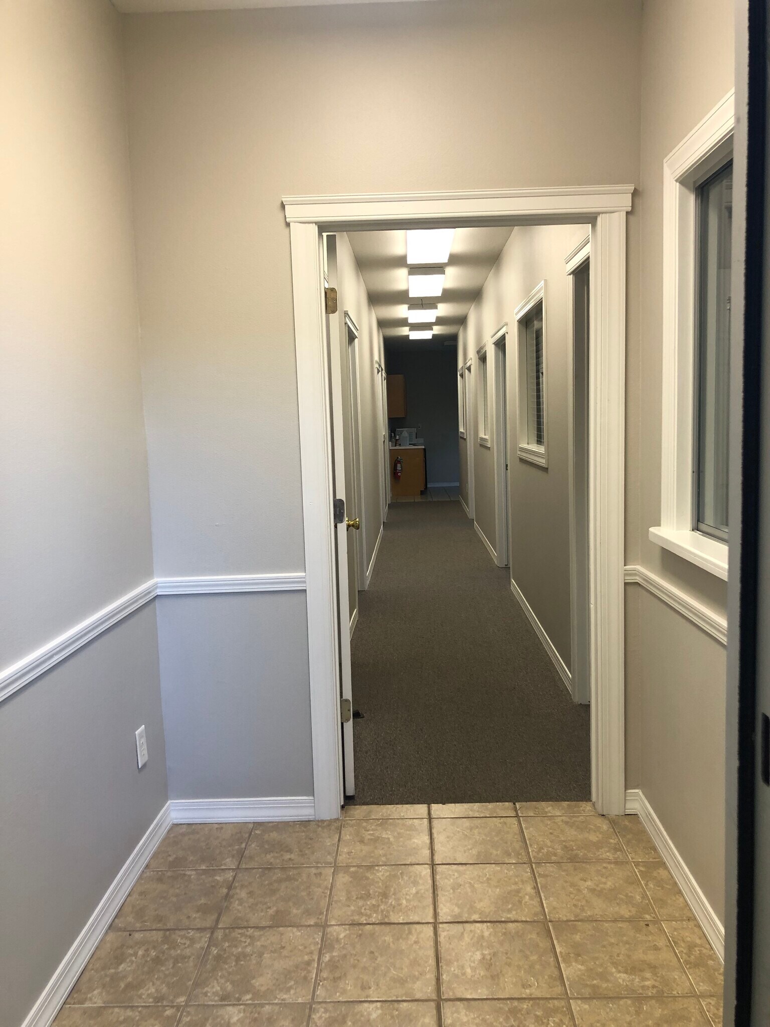 1801 SW Regional Airport Blvd, Bentonville, AR à louer Photo intérieure– Image 1 sur 12