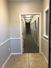 1801 SW Regional Airport Blvd, Bentonville, AR à louer Photo intérieure– Image 1 sur 12