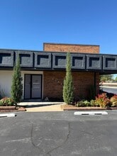 2162 E 61st St, Tulsa, OK à louer Photo intérieure– Image 1 sur 18