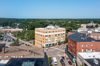 8 N Main St, Attleboro, MA - Vue aérienne vue de carte - Image1