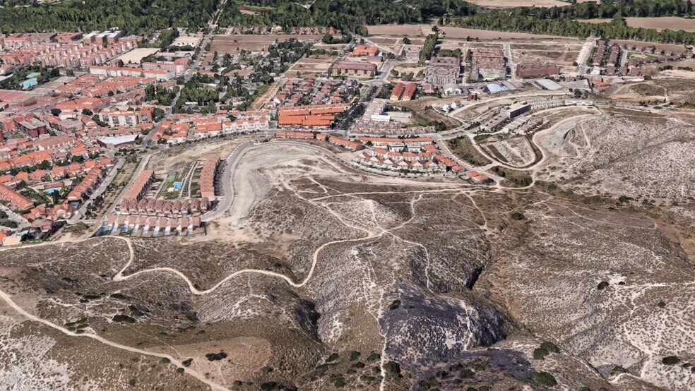 Terrain dans Aranjuez, Madrid à vendre - Photo de l’immeuble – Image 3 sur 4
