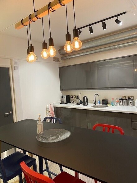 62 Macrae Rd, Bristol à vendre - Photo de l’immeuble – Image 3 sur 15