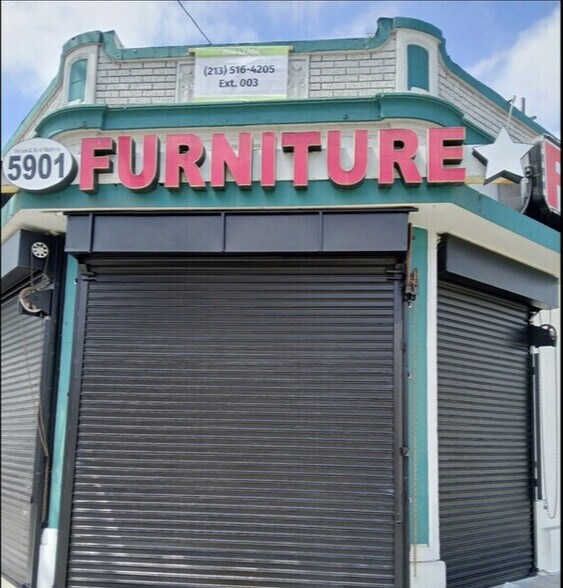 5901 S Vermont Ave, Los Angeles, CA à louer - Photo de l’immeuble – Image 2 sur 18