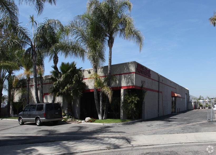 3071 E Ceena Ct, Anaheim, CA à louer - Photo principale – Image 2 sur 3