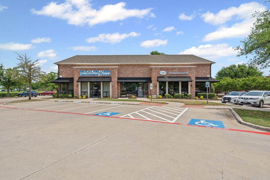 6225 Colleyville Blvd, Colleyville, TX à louer - Photo de l’immeuble – Image 3 sur 16