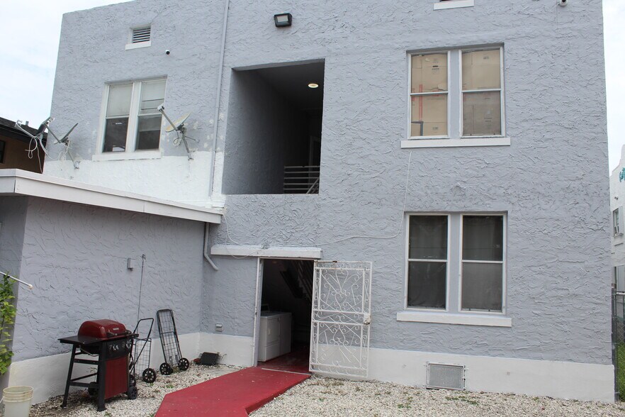1528 SW 5th St, Miami, FL à vendre - Photo de l’immeuble – Image 2 sur 8