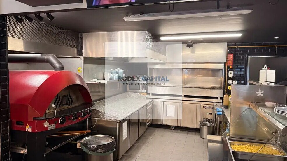 Local commercial dans Créteil à louer - Photo de l’immeuble – Image 3 sur 5