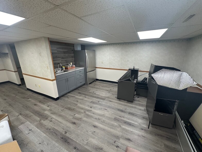 115 8th St S, Moorhead, MN à vendre - Photo de l’immeuble – Image 3 sur 7