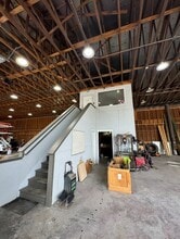 9879 US Highway 301 N, Tampa, FL à louer Photo intérieure– Image 2 sur 7