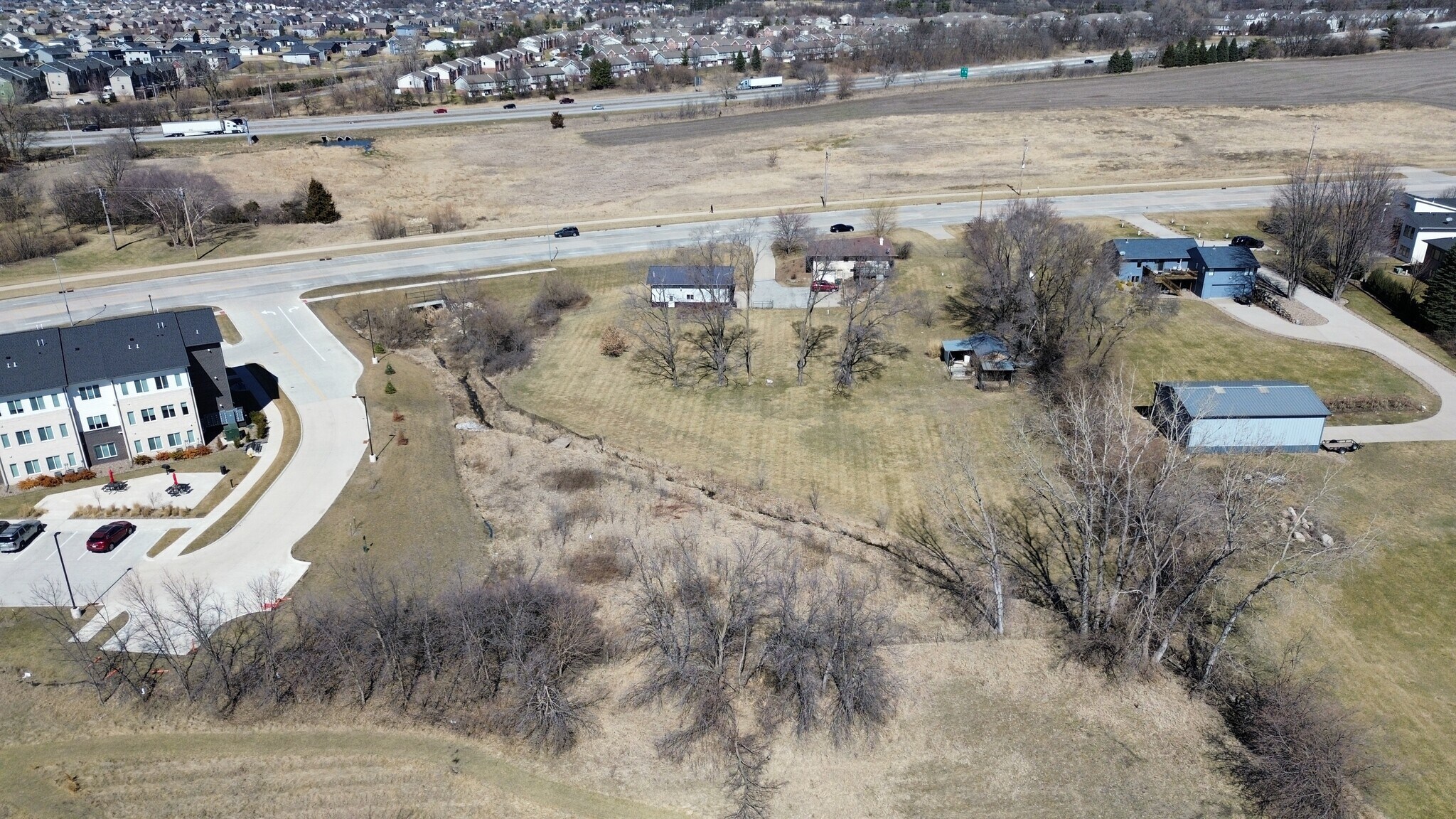 8630 Ashworth Rd, West Des Moines, IA à vendre Photo principale– Image 1 sur 5