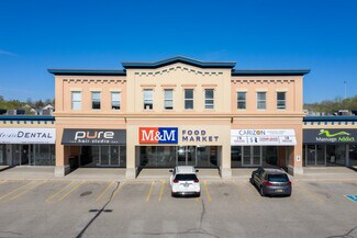 Plus de détails pour 645 Westmount Rd E, Kitchener, ON - Local commercial à louer