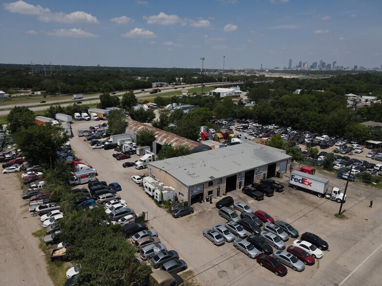 7133 S Central Expy, Dallas, TX à louer - Photo de l’immeuble – Image 2 sur 5
