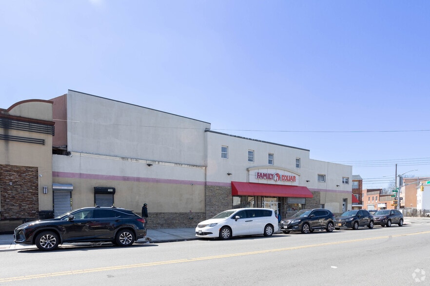 7502-7510 Rockaway Blvd, Woodhaven, NY à louer - Photo de l’immeuble – Image 3 sur 4
