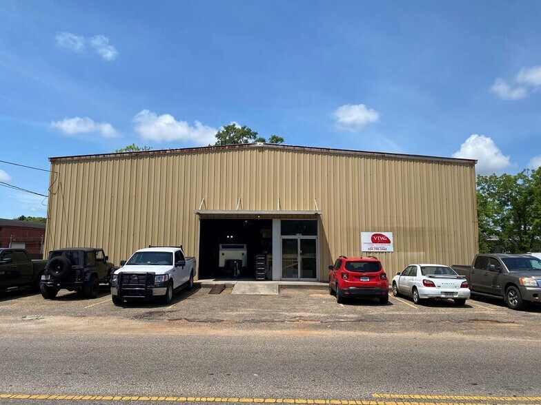 1183 Headland Ave, Dothan, AL à vendre - Photo de l’immeuble – Image 1 sur 8