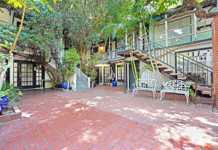 1351-1359 Westwood Blvd, Los Angeles, CA à vendre - Photo de l’immeuble – Image 3 sur 9
