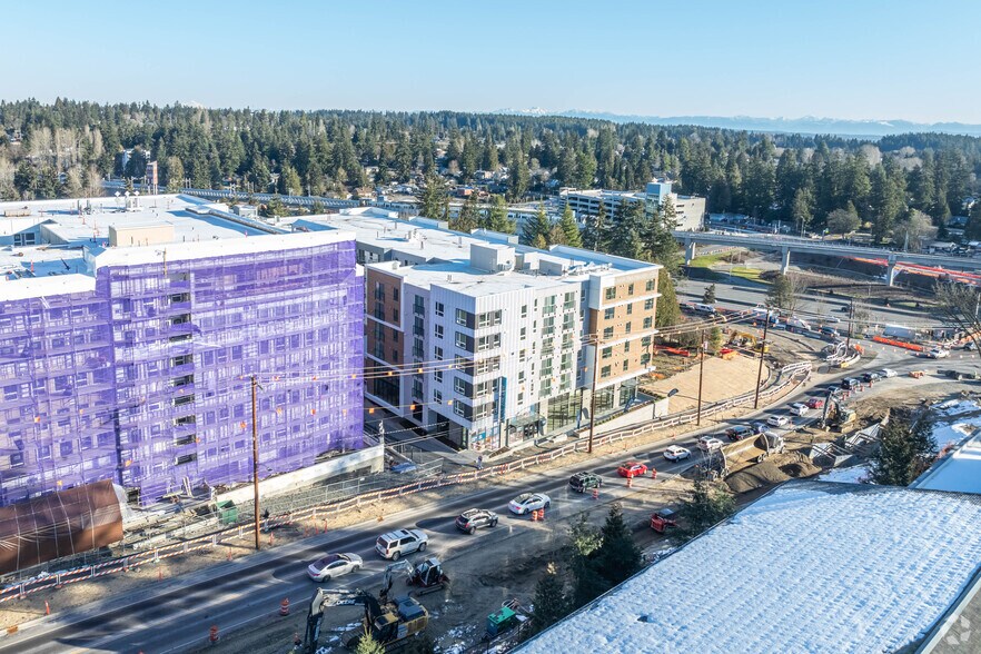 132 NE 145th St, Shoreline, WA à louer - Photo principale – Image 1 sur 47
