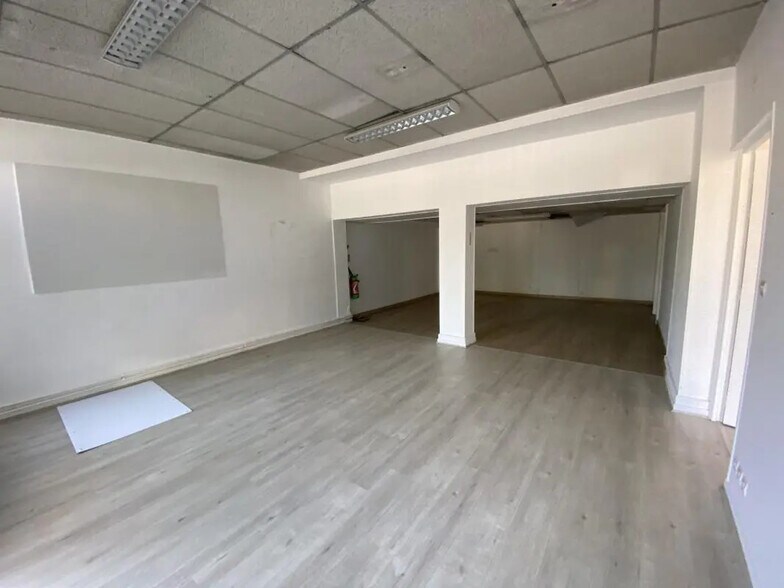 28 Rue Des Réservoirs, Chartres à louer - Photo de l’immeuble – Image 2 sur 7