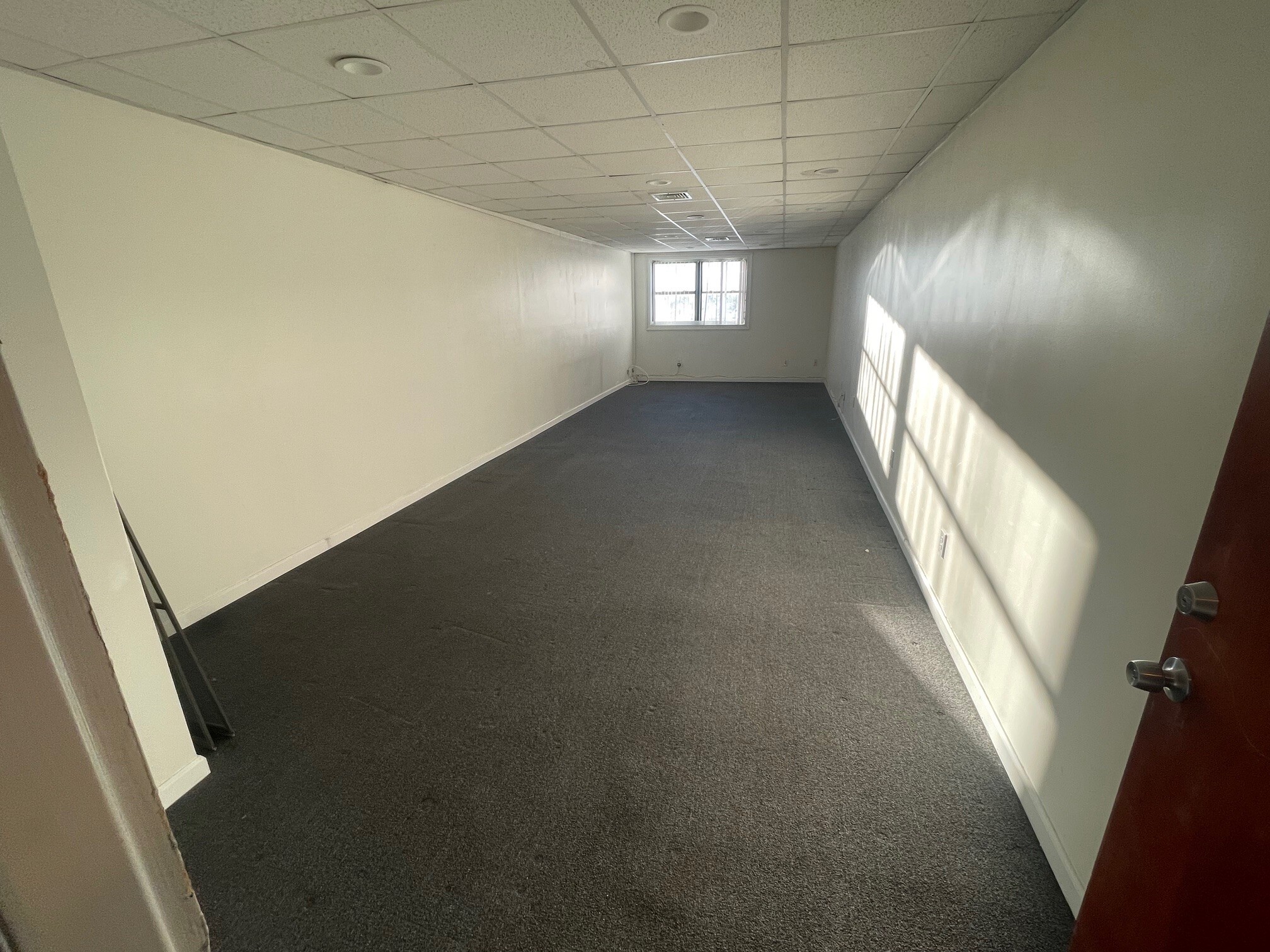 50 Gerard St, Huntington, NY à louer Photo intérieure– Image 1 sur 1