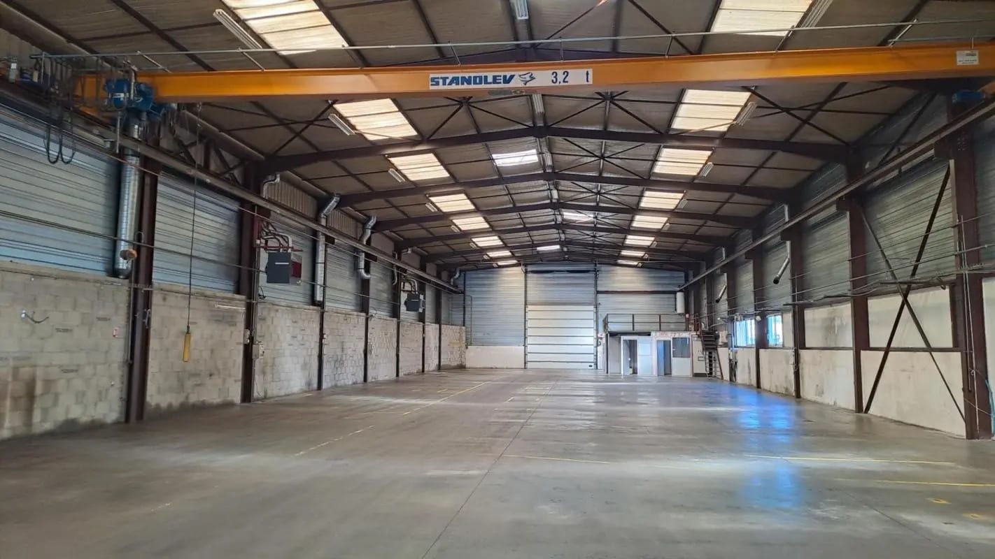 Local d’activités dans Belleville-en-Beaujolais à louer Photo intérieure– Image 1 sur 5