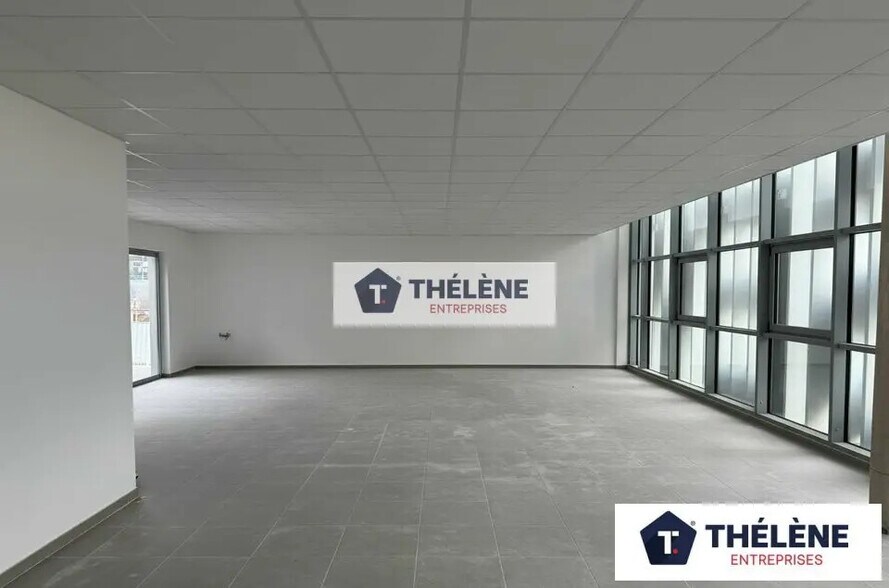 Bureau dans Villeneuve-lès-Maguelone à louer - Photo intérieure – Image 2 sur 10