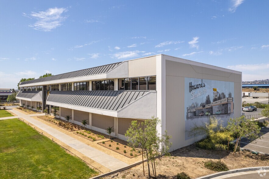 901 E Imperial Hwy, La Habra, CA à vendre - Photo de l’immeuble – Image 3 sur 12