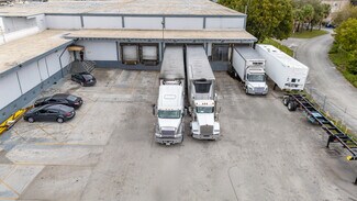 Plus de détails pour 501 NE 183 St, Miami, FL - Industriel/Logistique à louer