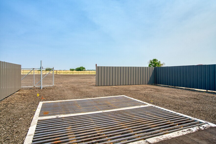 9351 County 20 rd, Fort Lupton, CO à louer - Photo de l’immeuble – Image 3 sur 5