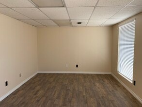 4921 S County Road 1303, Odessa, TX à louer Photo intérieure– Image 2 sur 13