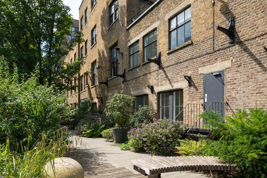 44-48 Wharf Rd, Londres à vendre - Photo de l’immeuble – Image 3 sur 16