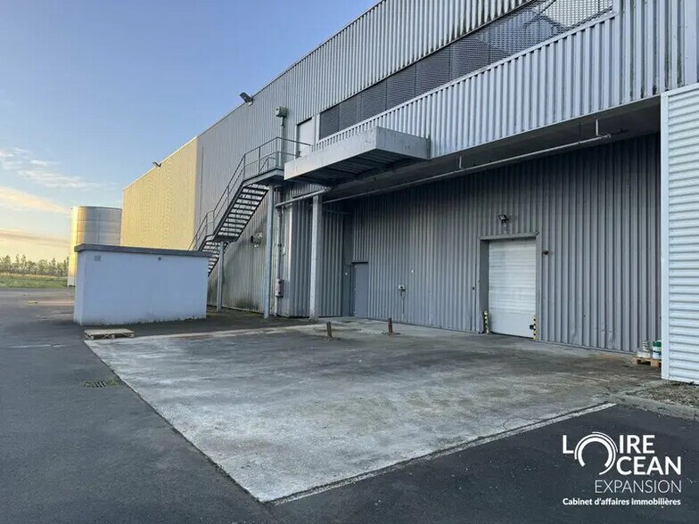 Industriel/Logistique dans Sèvremoine à louer - Photo de l’immeuble – Image 2 sur 7