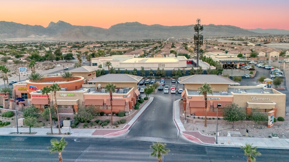 6401-6441-6461 N Durango Dr, Las Vegas, NV à vendre - Photo de l’immeuble – Image 3 sur 12