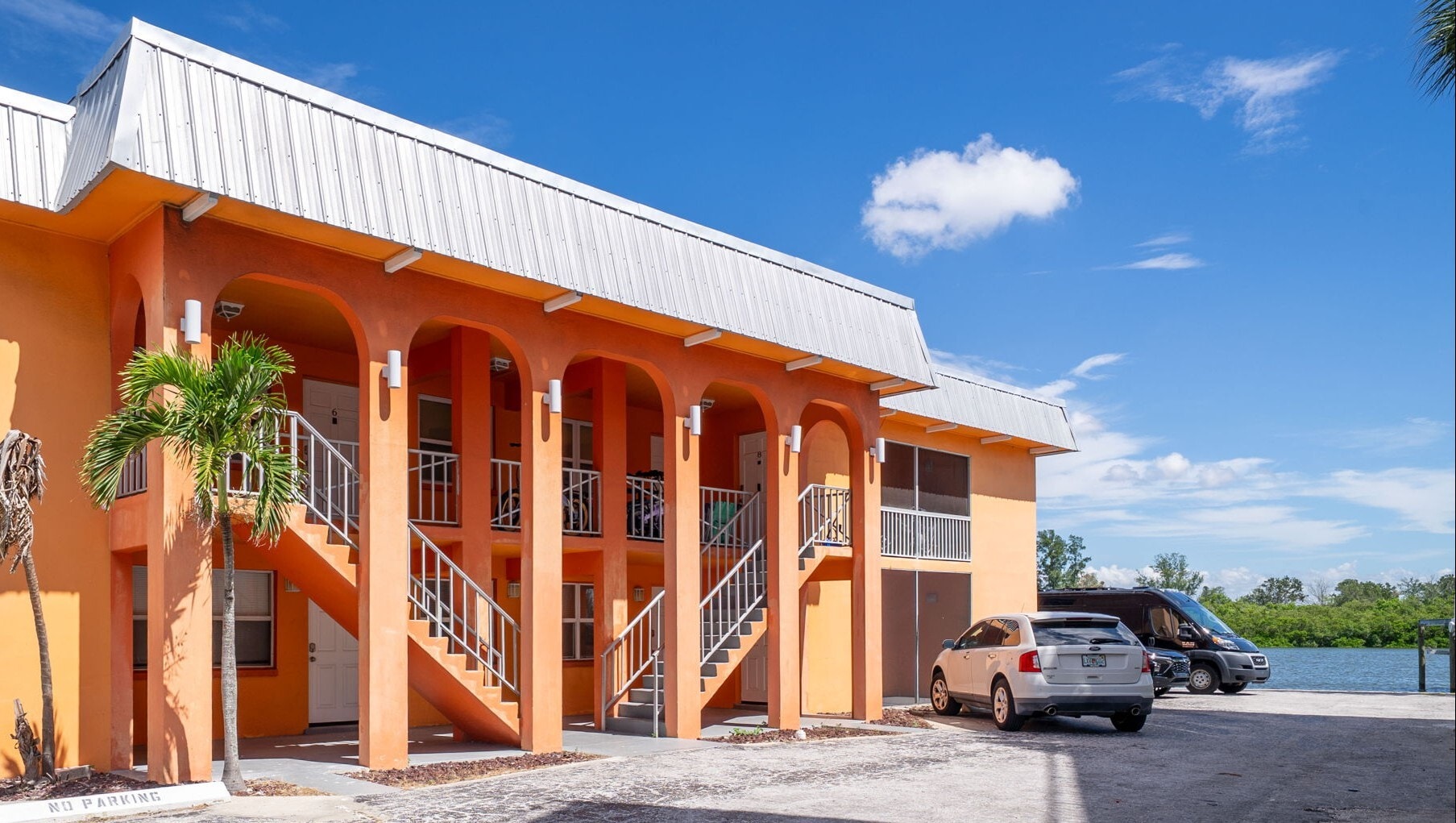 18205 Gulf Blvd, Redington Shores, FL à vendre Photo principale– Image 1 sur 12