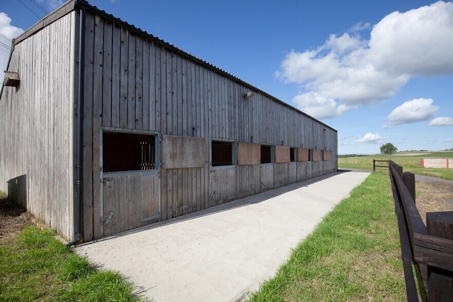 338 A, Marlborough à vendre - Photo de l’immeuble – Image 3 sur 9