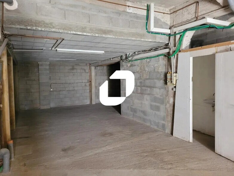 Local d’activités dans Nantes à louer - Photo de l’immeuble – Image 3 sur 4