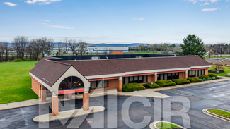 Plus de détails pour 27 Brookwood Ave, Carlisle, PA - Bureau à vendre