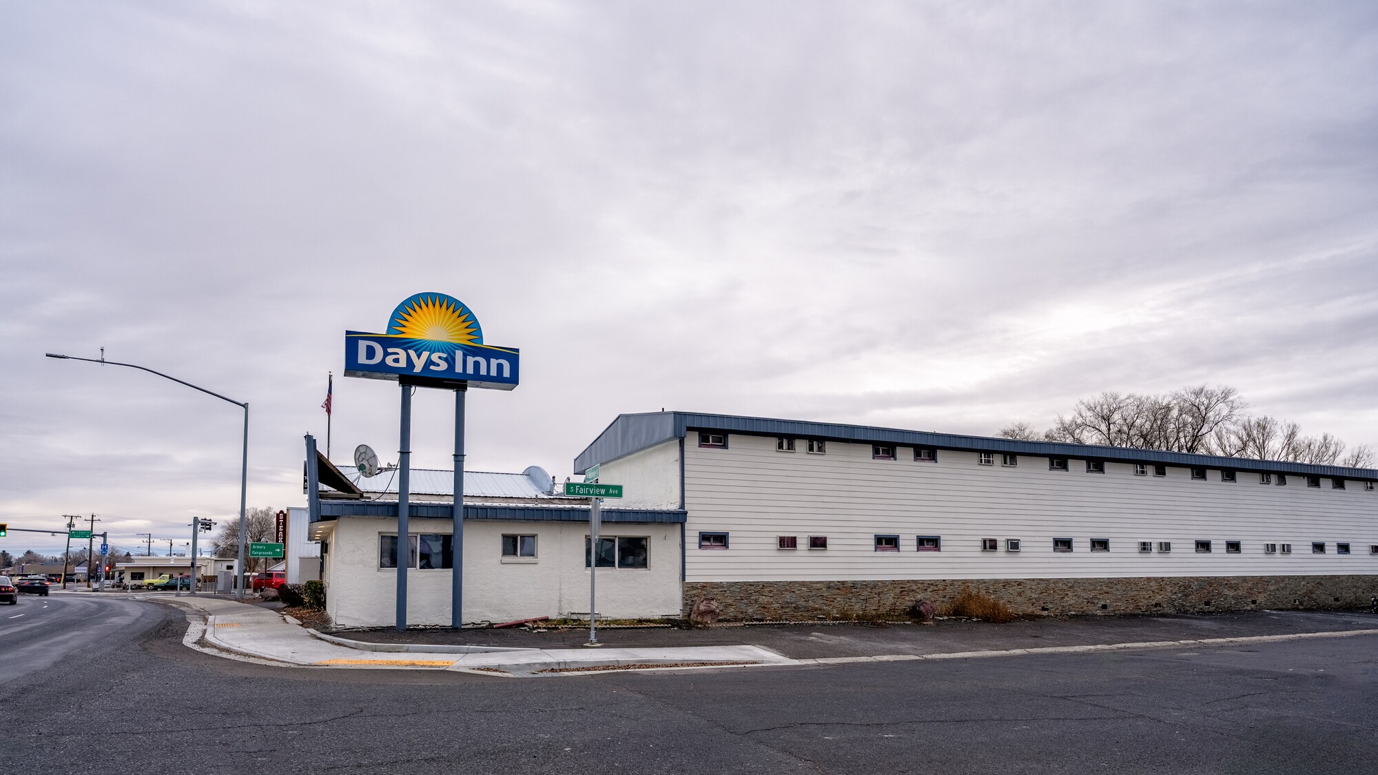 577 W Monroe St, Burns, OR à vendre Photo principale– Image 1 sur 21