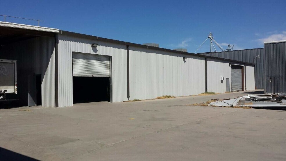 120 E Ross Ave, El Centro, CA à vendre - Photo de l’immeuble – Image 3 sur 10