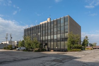 Plus de détails pour 5333 Northfield Rd, Bedford, OH - Bureau à vendre