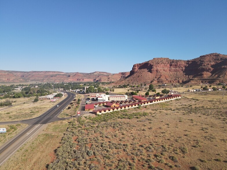 US Highway 89, Kanab, UT à vendre - Photo de l’immeuble – Image 2 sur 12