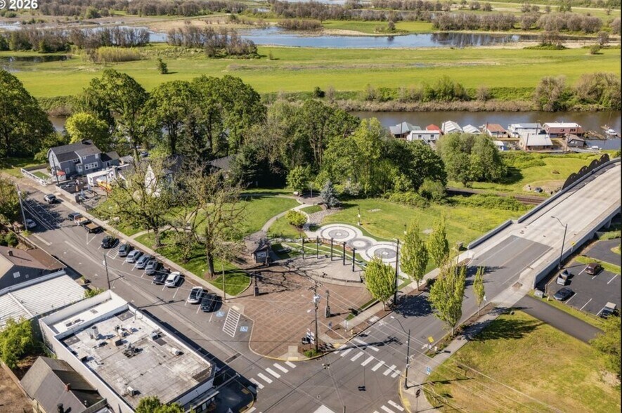 S Main Ave, Ridgefield, WA à louer - Photo de l’immeuble – Image 3 sur 11