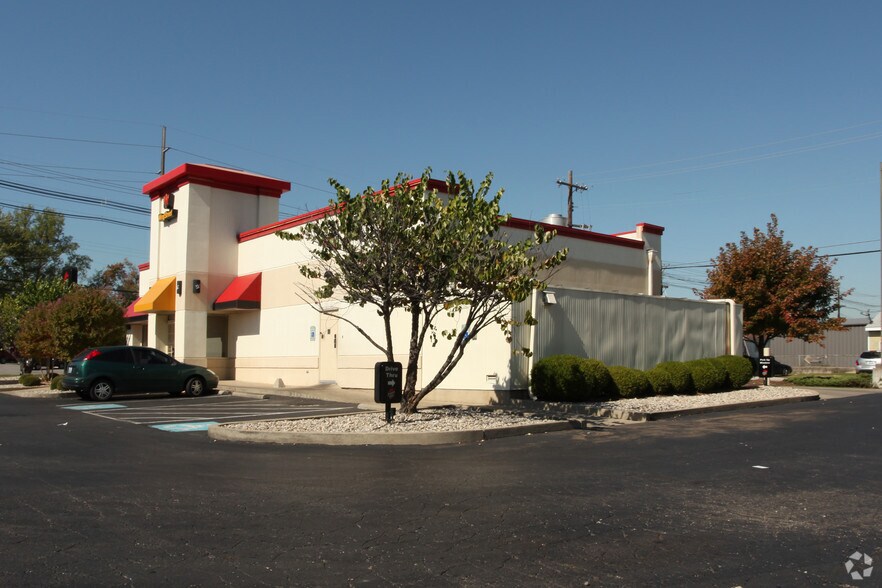 7509 Preston Hwy, Louisville, KY à louer - Photo de l’immeuble – Image 2 sur 6