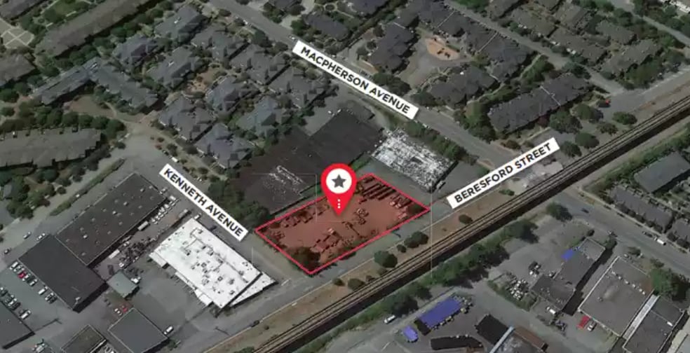 5650 Beresford St, Burnaby, BC à louer - Photo de l’immeuble – Image 3 sur 3