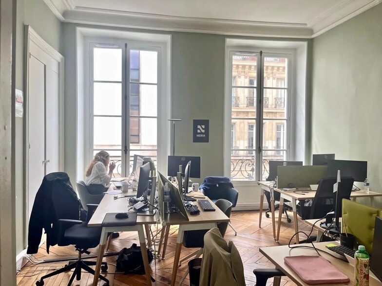 Bureau dans Paris à louer - Photo de l’immeuble – Image 1 sur 9